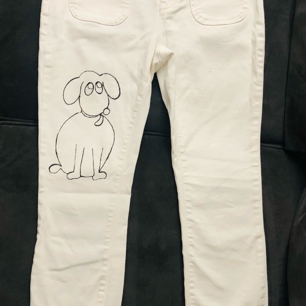 White Jeans with Dog Embroidery
